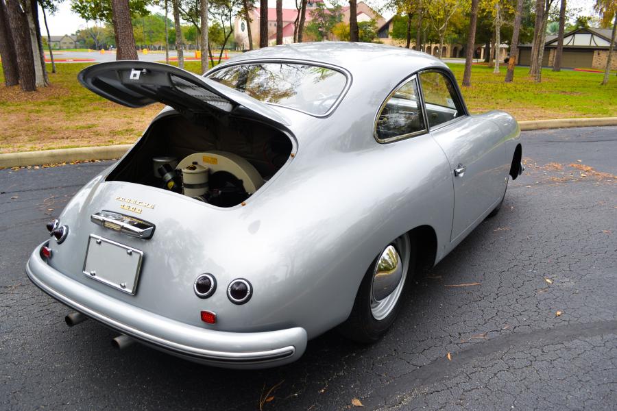  Porsche 356 Pre-A Coupe 1955 года  (фото 6 из 20)